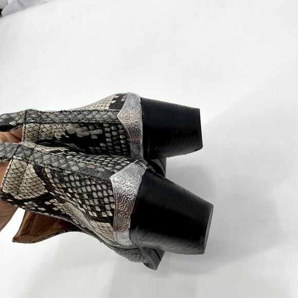 Jeffrey Campbell 6.5 Cromwell snakeskin booties - Picture 6 of 8